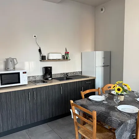Les Glaneuses Côté Boulangerie Centre-bourg à 3 Min Du Puy Dufou Apartamento