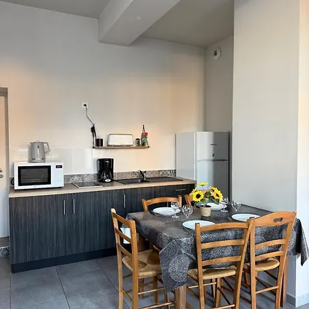 Apartamento Les Glaneuses Côté Boulangerie Centre-bourg à 3 Min Du Puy Dufou