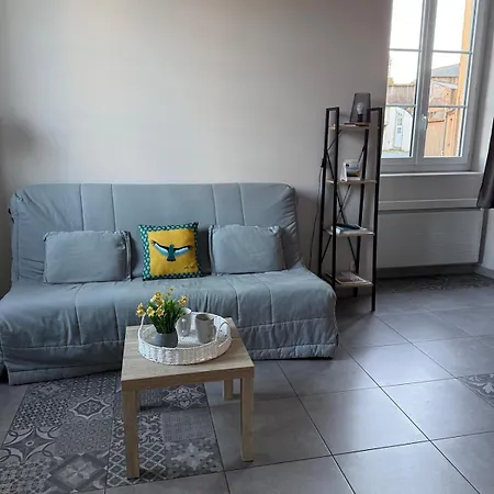 Apartamento Les Glaneuses Côté Boulangerie Centre-bourg à 3 Min Du Puy Dufou *